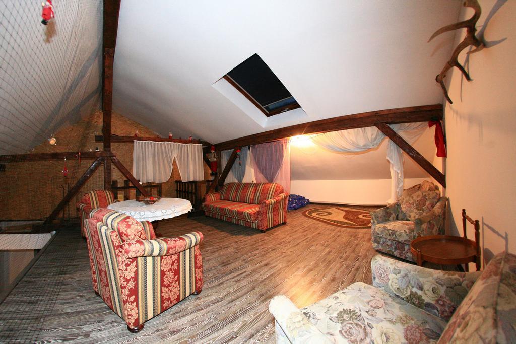 Cuibul Salamandrelor Hotel Sarmizegetusa Phòng bức ảnh